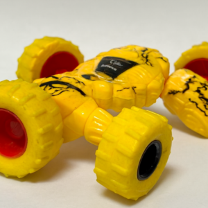 Flexible 4WD stunt car toy with 360 degree rotation and twist body monster truck for kids